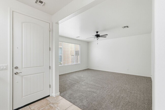 Foto del edificio - Higley Park Home