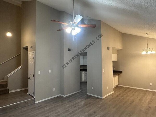 Foto del edificio - 12909 E 28th St