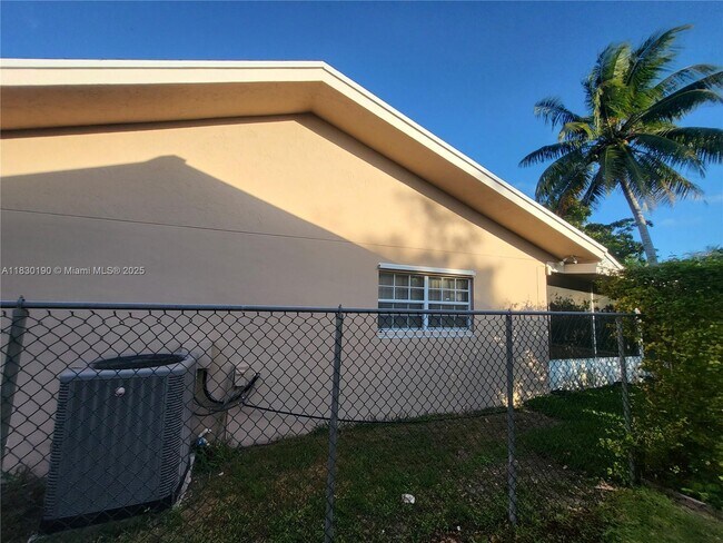Foto del edificio - 9034 SW 163rd Terrace