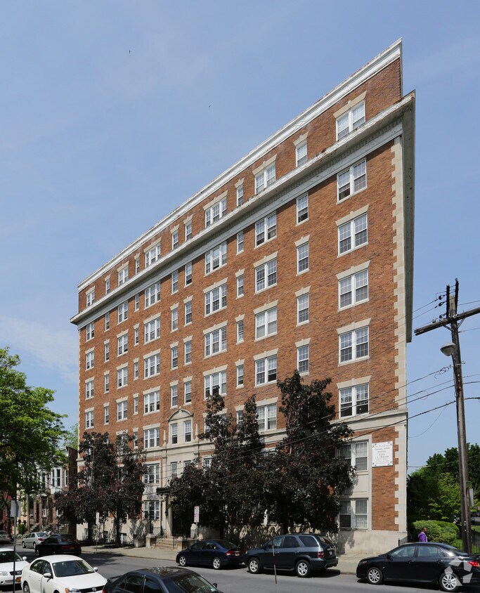 Foto principal - 11 South Lake Ave