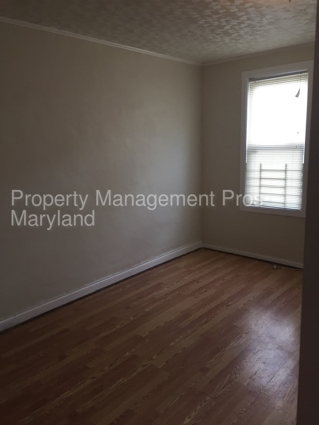 Building Photo - 66 S Monastery Avenue, Baltimore, MD 20219