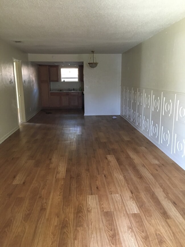 Building Photo - 3103 Lourdes St