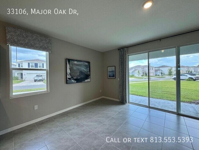 Foto del edificio - 33106 Major Oak Dr