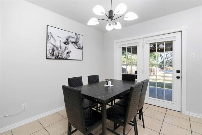 Foto del edificio - 6509 Sunstrip Dr