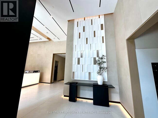 Photo du bâtiment - 400 King St W