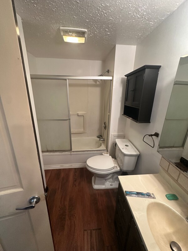 11935 Triskett Rd Cleveland, OH 44111 – photo 4