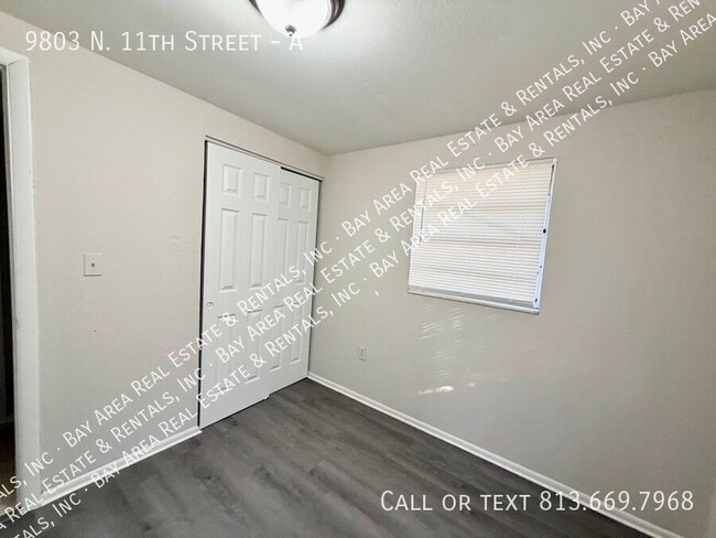 Building Photo - 9803 N 11th St