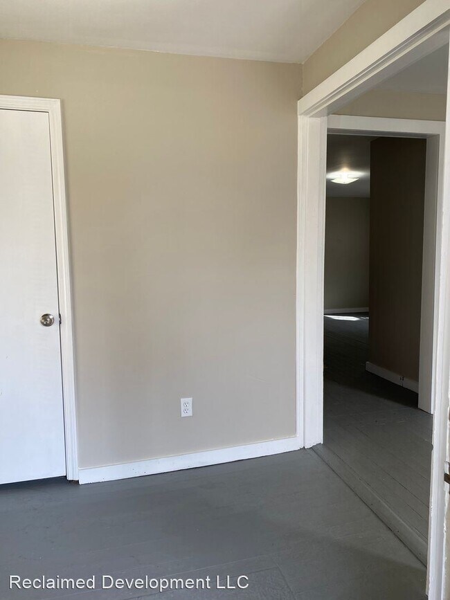 Foto del edificio - 2 br, 1 bath House - 413 East 5th Street