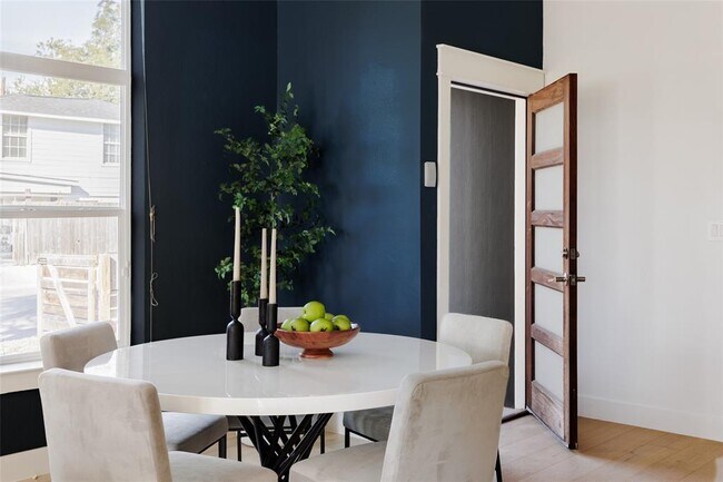 Foto del edificio - 1205 McKinley Ave