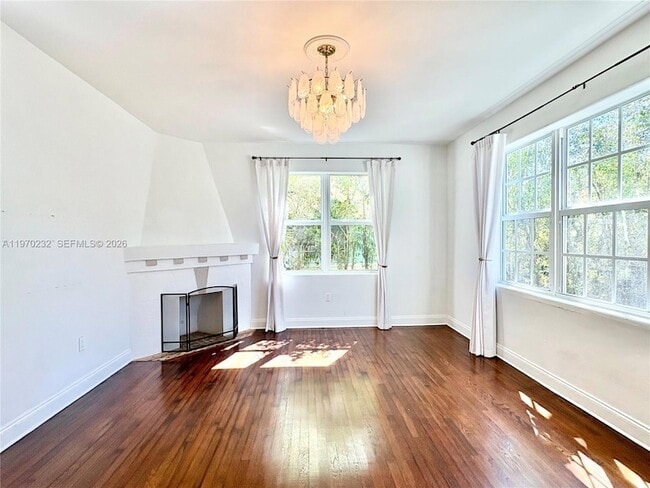 Photo - 1027 Euclid Ave Apartment