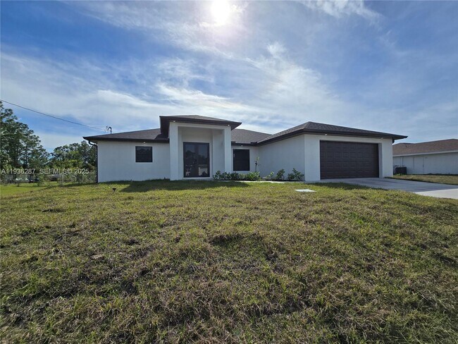 Foto del edificio - 1605 W 11th St