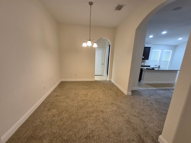 Building Photo - 7810 Clayton Cr