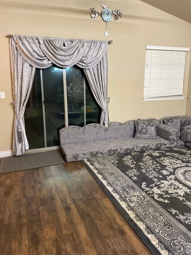 Foto del edificio - 1673 Arizona Wy