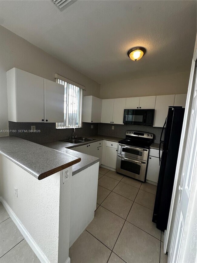 Foto del edificio - 2812 SE 16th Ave