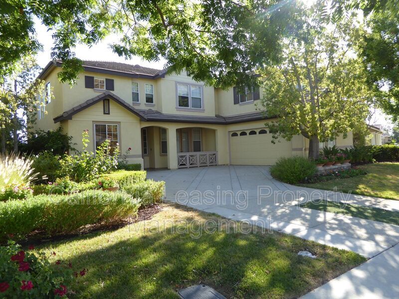 28939 Rock Canyon Dr, Santa Clarita, CA 91390 House for Rent in Santa