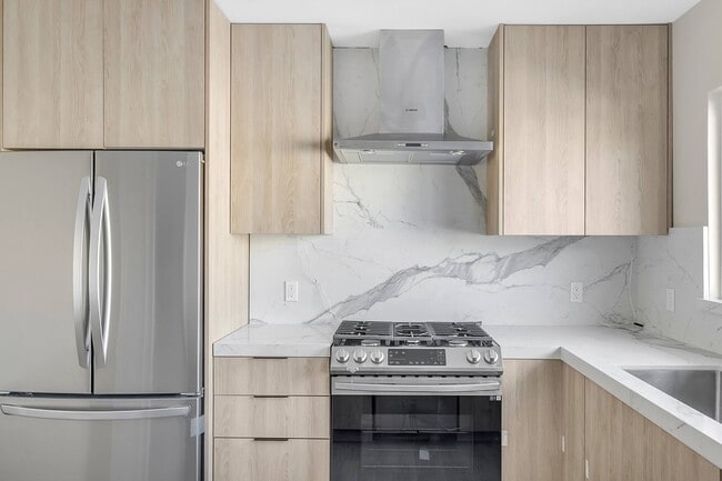 Foto del edificio - 1427 N Vista St