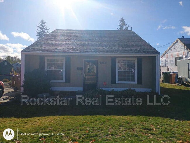 Building Photo - 3512 E 32nd Ave