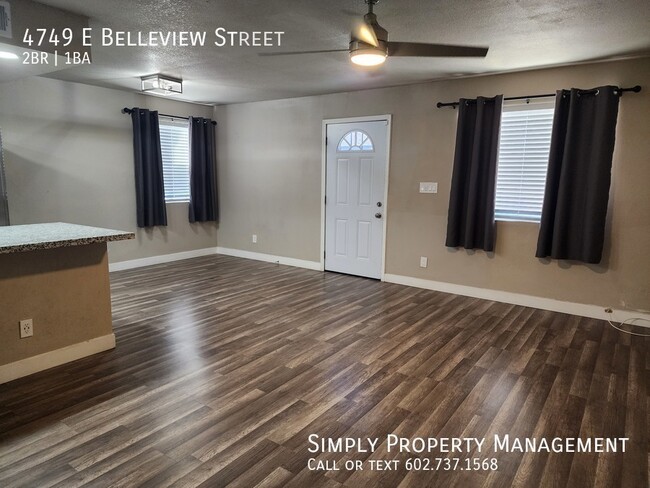 Building Photo - 4749 E Belleview St