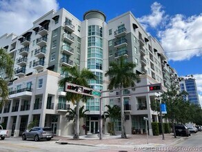 Building Photo - 600 S Dixie Hwy