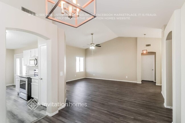 Building Photo - 6116 Colby St