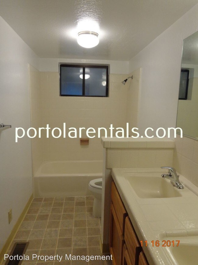 Building Photo - 103 Santa Clara Ave