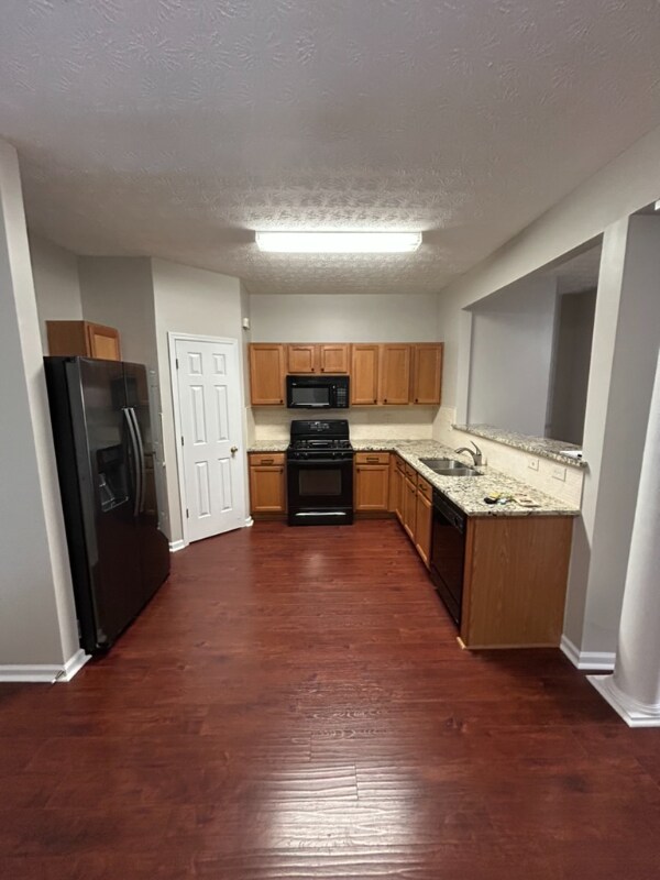 Foto del edificio - 2907 Greyhawk Ln