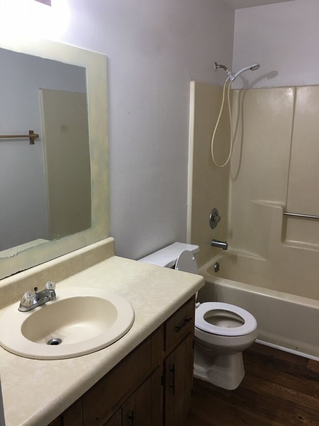 2 Bedroom 1 Bathroom Duplex House for Rent in Tyrone, GA