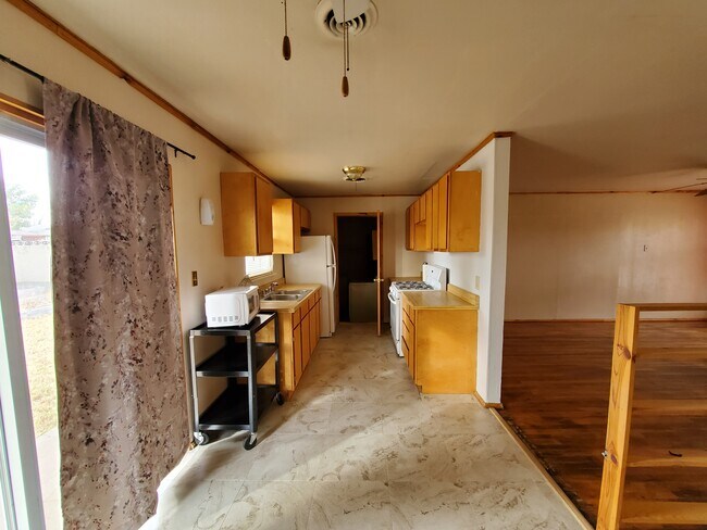 Foto del edificio - 121 Warwick St