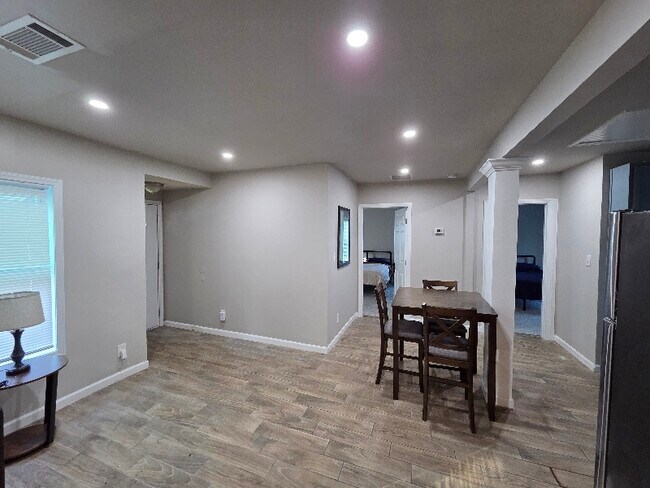 Foto del edificio - 2793 Suwanee Ave