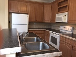 Building Photo - 138 Forest Dr