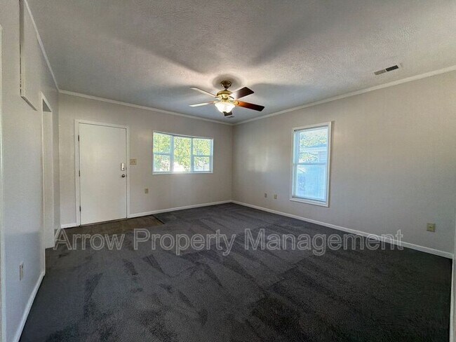 Foto del edificio - 625 3rd St
