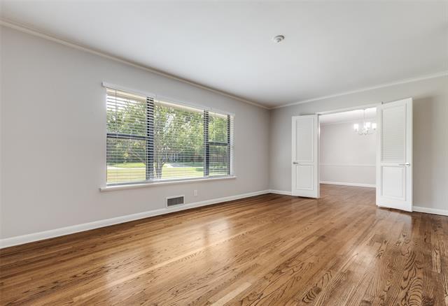 Foto del edificio - 5731 Berkshire Ln