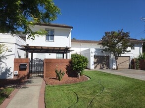Building Photo - 5170 Riverside Blvd