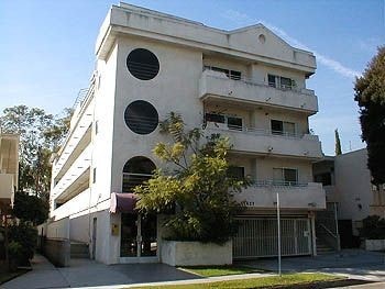 Building Photo - 1427 S Saltair Ave