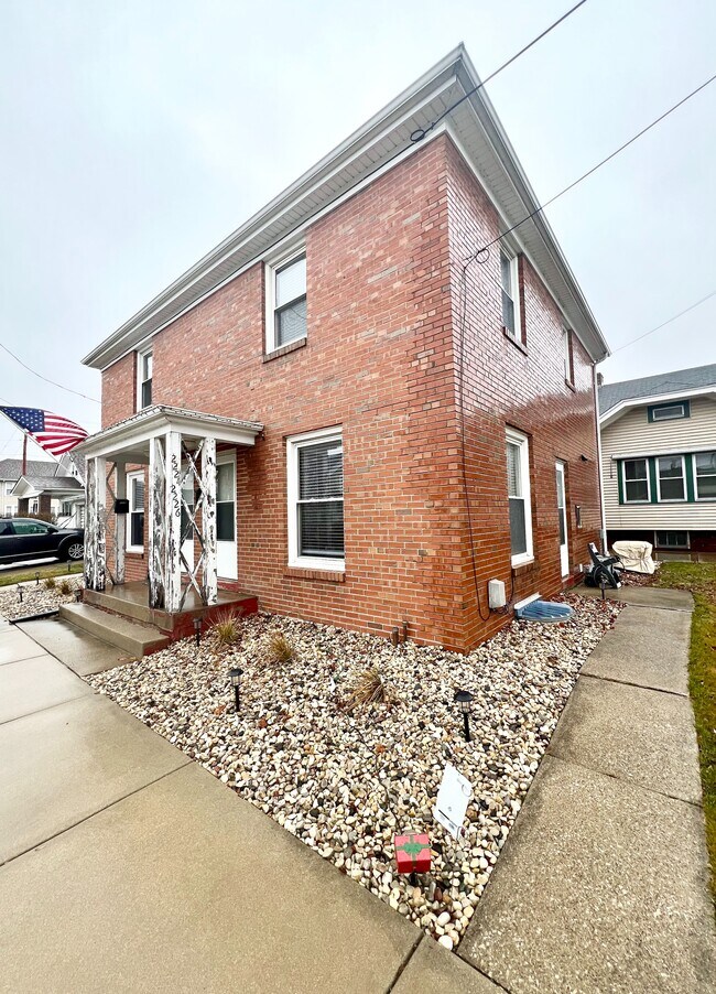 Building Photo - 2224 Taylor Ave