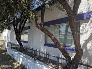 Building Photo - 4829 N 37th Ave