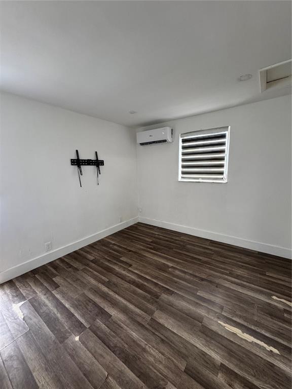 Foto del edificio - 685 SW 7th Ter