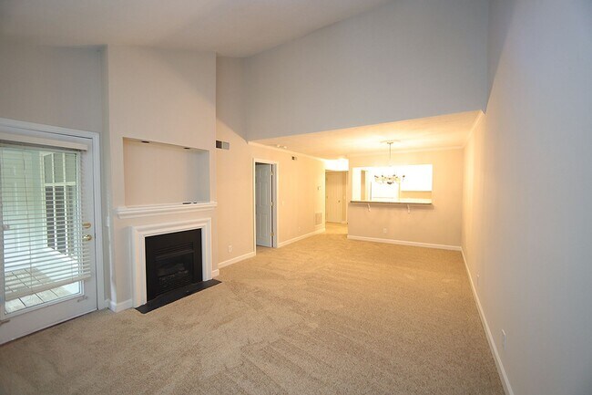 Foto del edificio - 2-Bedroom Condo in the Village District  *...
