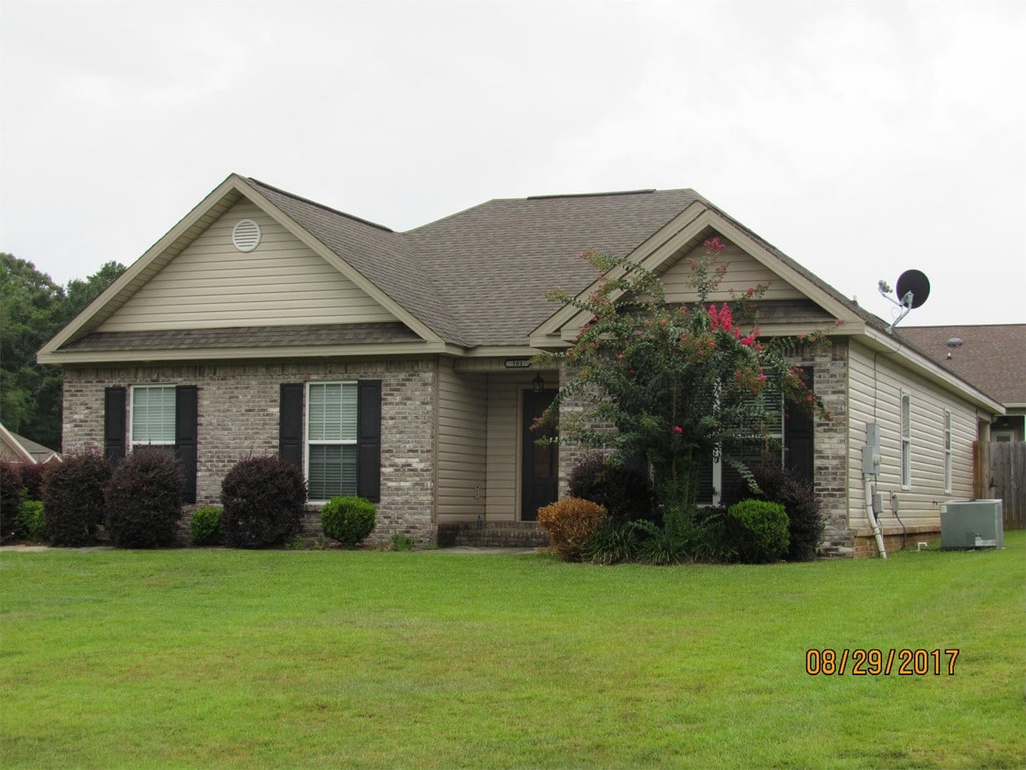 101 Telford Ln, Enterprise, AL 36330 House Rental in Enterprise, AL