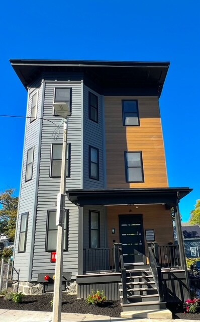 Building Photo - 18 Dunreath St