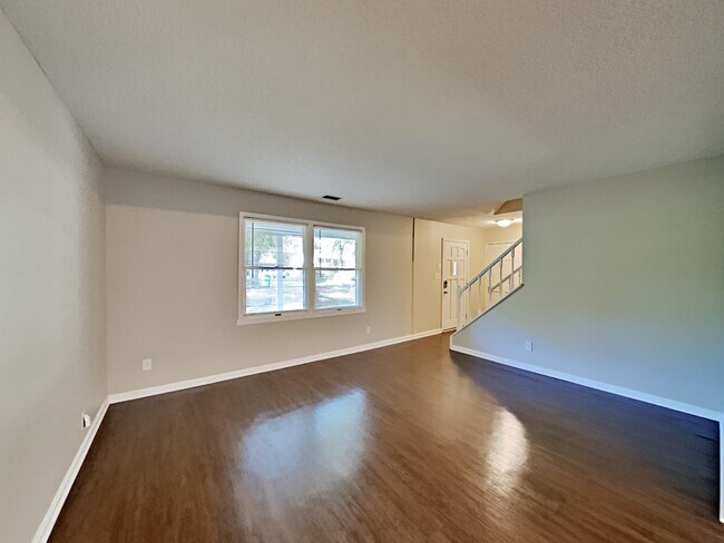 Building Photo - 5617 Bethesda Ct