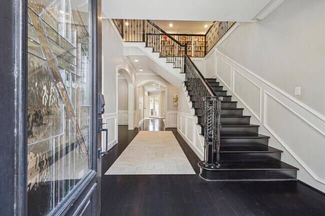 Foto del edificio - 5311 Patrick Henry St