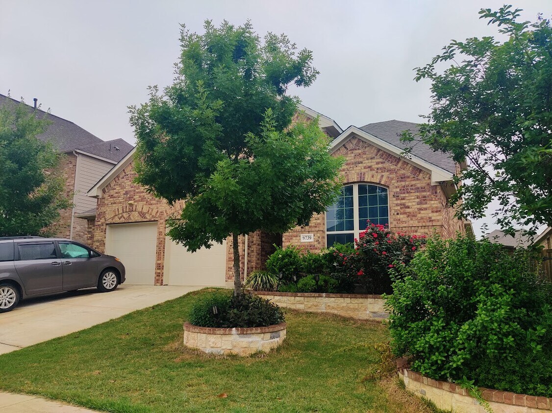 Primary Photo - 9739 Innes Pl