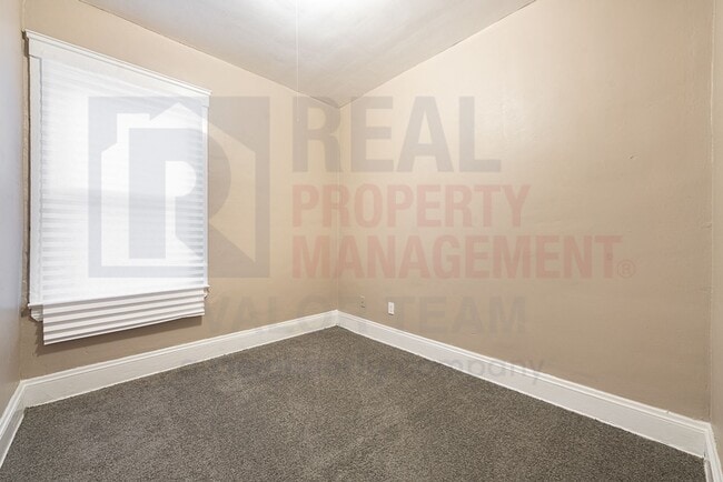 Building Photo - 897 Stevenson Rd