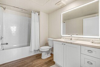 Interior Photo - Newhall Crossings