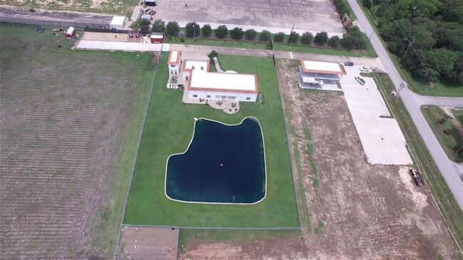 Building Photo - 6602 Rohan Rd