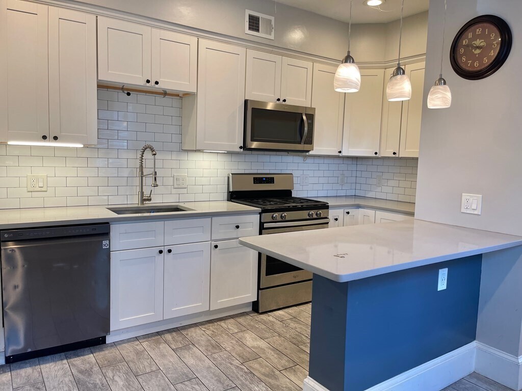 14 Montello St Unit 2B, Boston, MA 02122 Apartments in Boston, MA