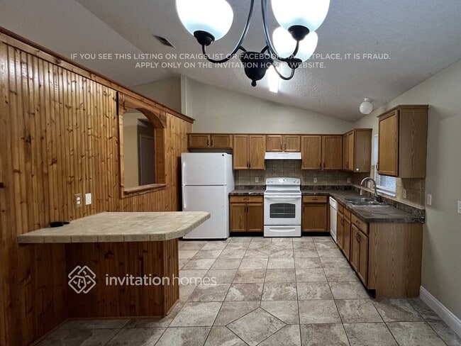 Foto del edificio - 423 Woodview Dr