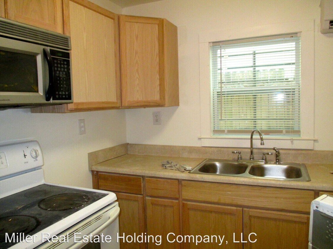 Foto principal - 523 W 39th St