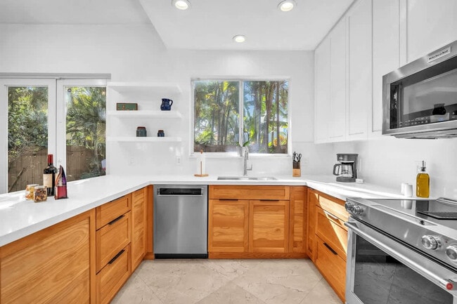 Foto del edificio - 3216 Gifford Ln